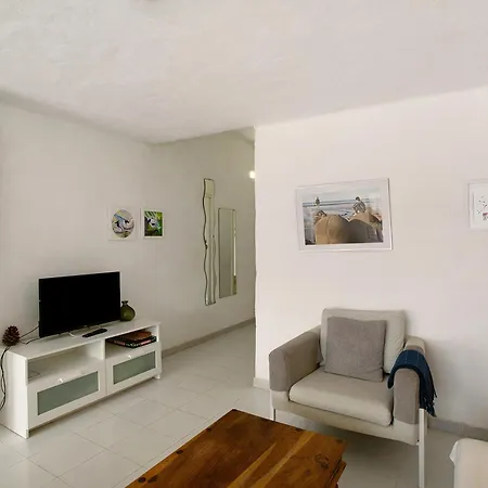 Apartamento Faro De *